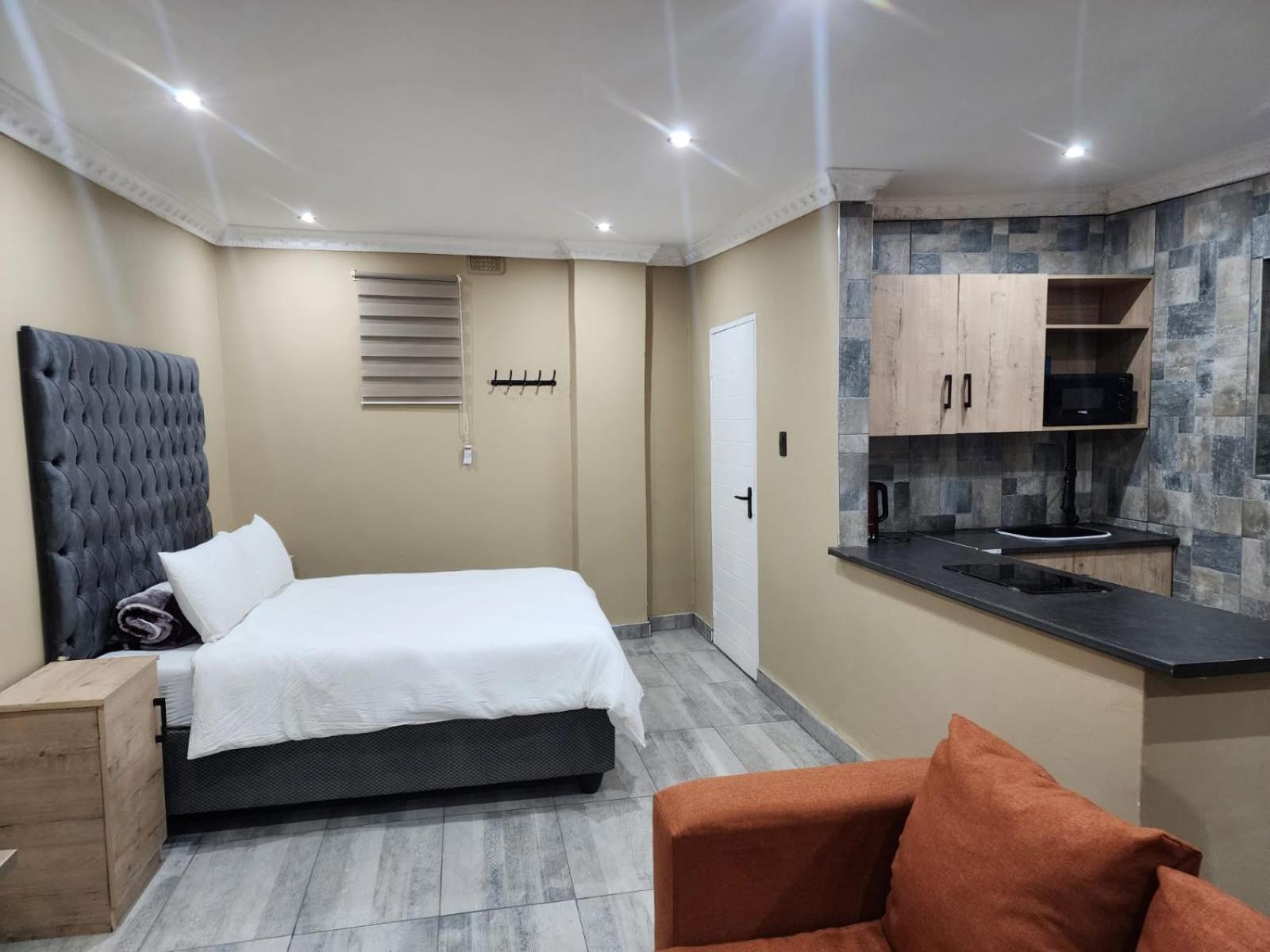Appartement Arcon 13 *